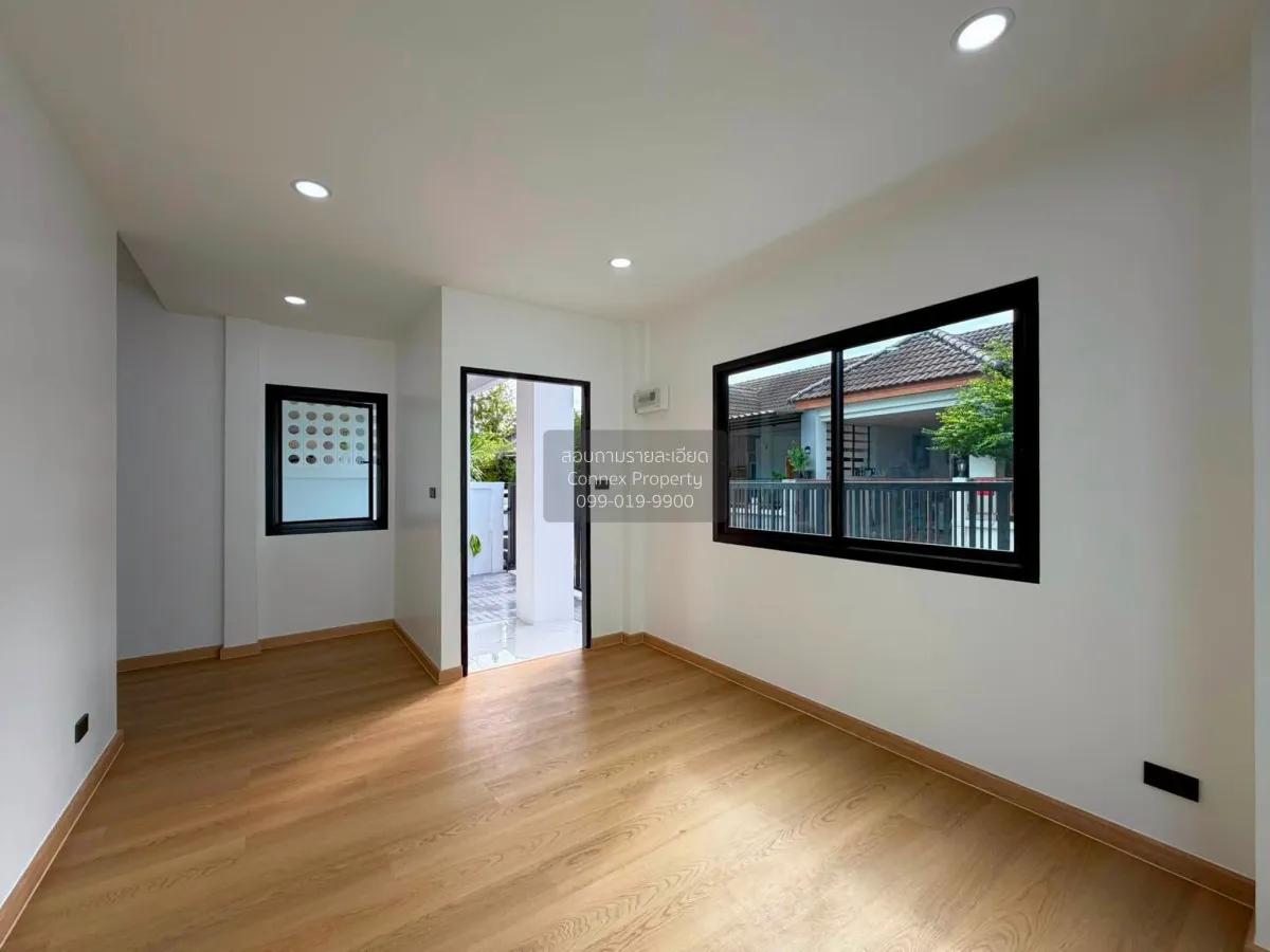 For Sale Townhouse/Townhome  , Sri Suchart Grand View 3 , newly r