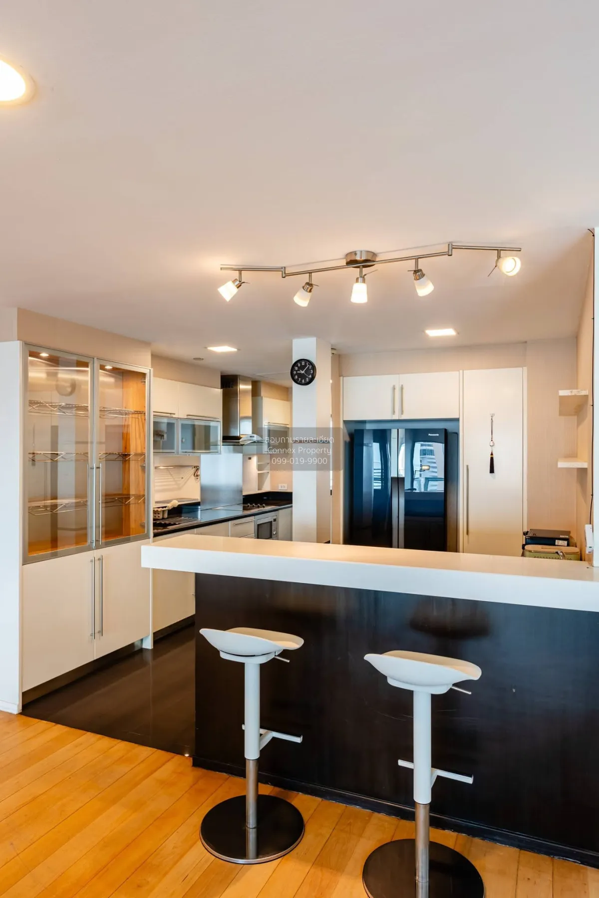 For Sale Condo , Sathorn Garden , high floor , MRT-Lumphini , Thu