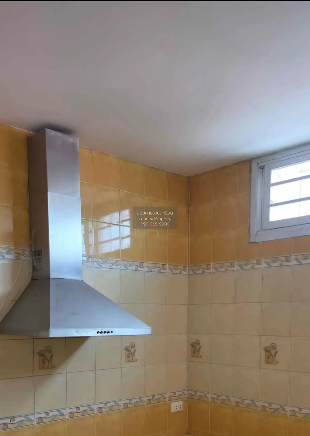 For Sale Townhouse/Townhome  , Prinluck Rama 2 , Samae Dam , Bang