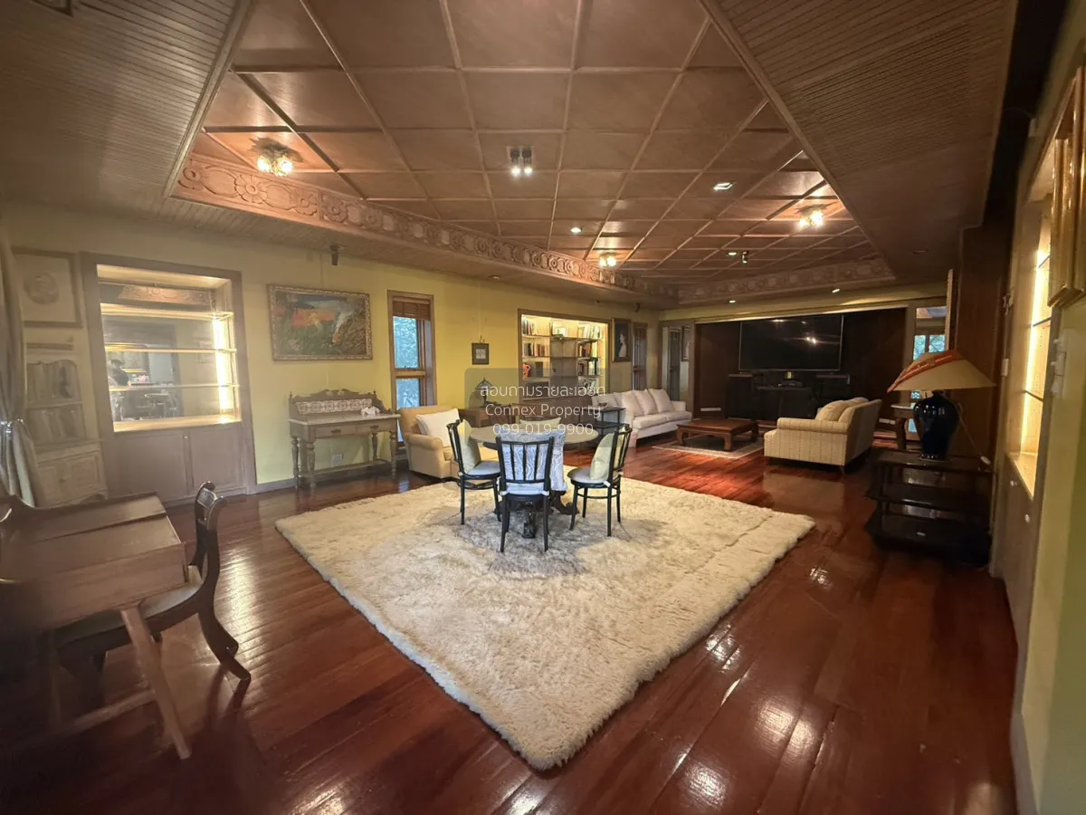 For Sale Home at Soi Pridi Banomyong 26 , wide frontage , Khlong 