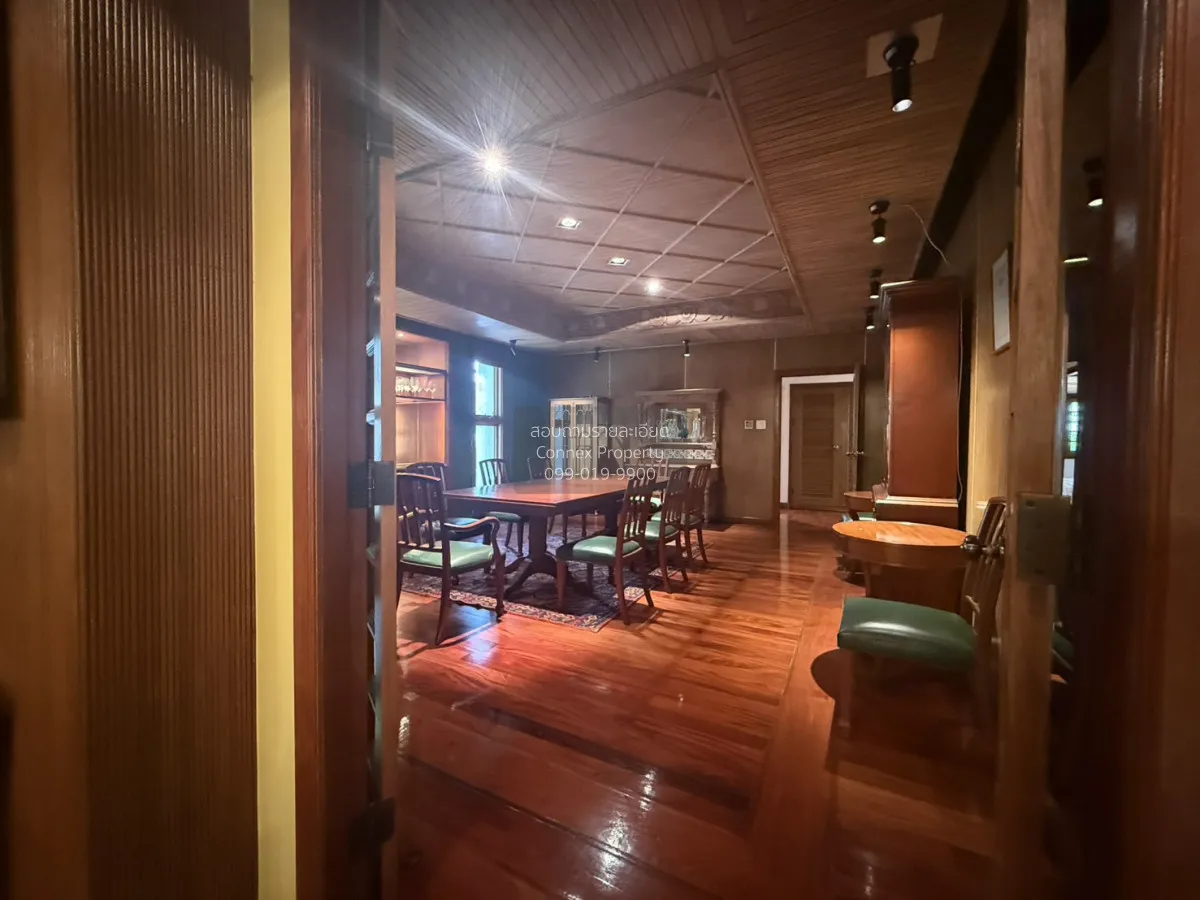 For Sale Home at Soi Pridi Banomyong 26 , wide frontage , Khlong 