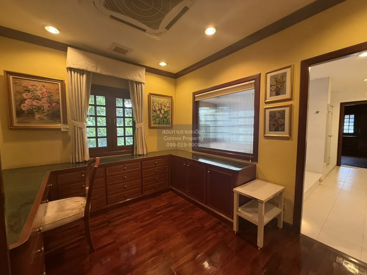 For Sale Home at Soi Pridi Banomyong 26 , wide frontage , Khlong 