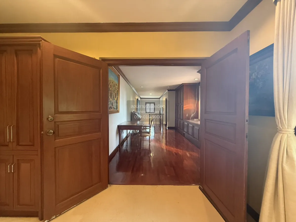 For Sale Home at Soi Pridi Banomyong 26 , wide frontage , Khlong 