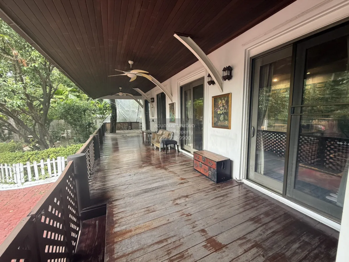 For Sale Home at Soi Pridi Banomyong 26 , wide frontage , Khlong 