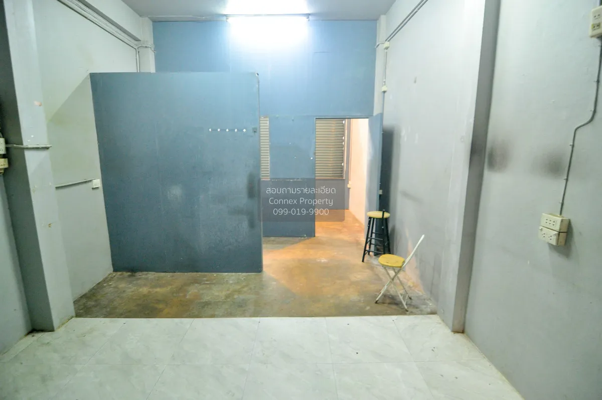 For Sale 3-story shophouse, Soi Inthamara , Sam Sen Nai , Phaya T 3