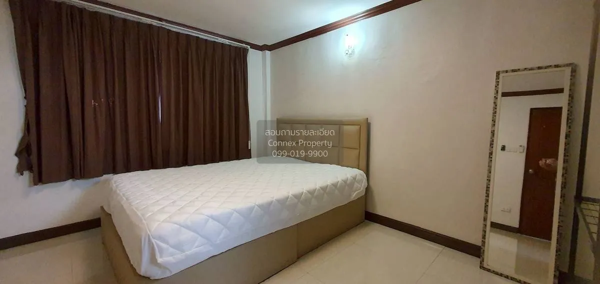 เช่าทาวน์เฮาส์ 3 ชั้น ที่หมู่บ้านรอยัล นครินทร์ วิลล่า อ่อนนุช ซอ
