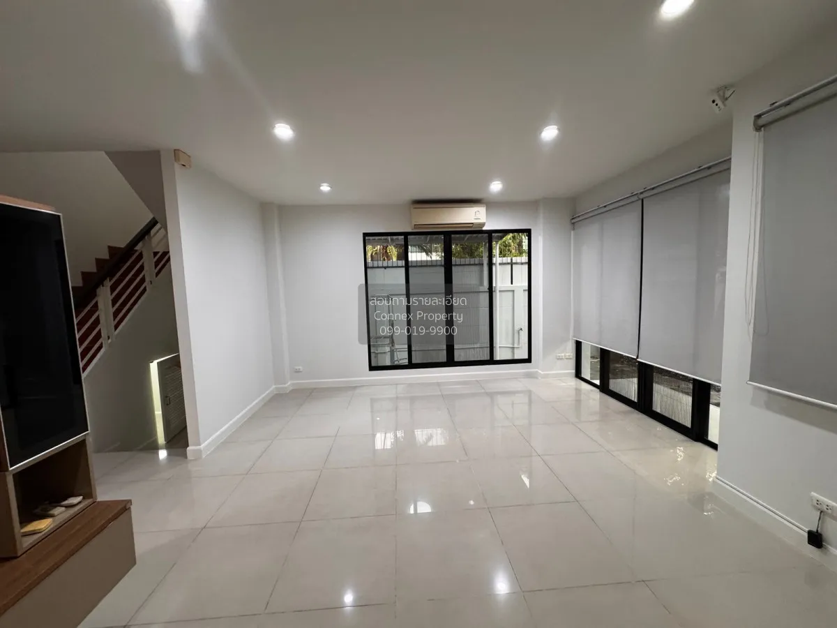 For Sale House , Lake View Park Wongwaen - Bangna , Dok Mai , Pra 4