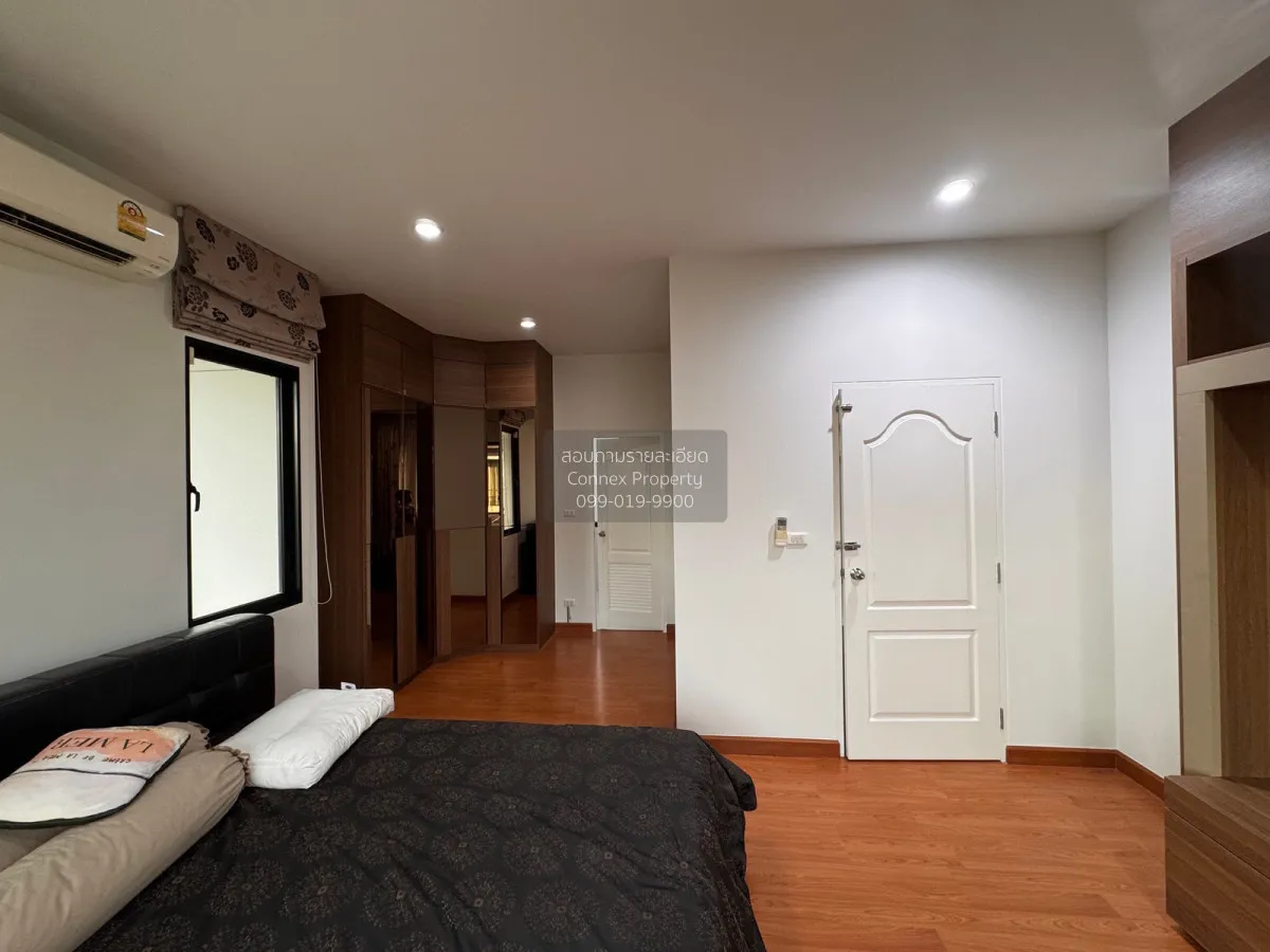 For Sale House , Lake View Park Wongwaen - Bangna , Dok Mai , Pra