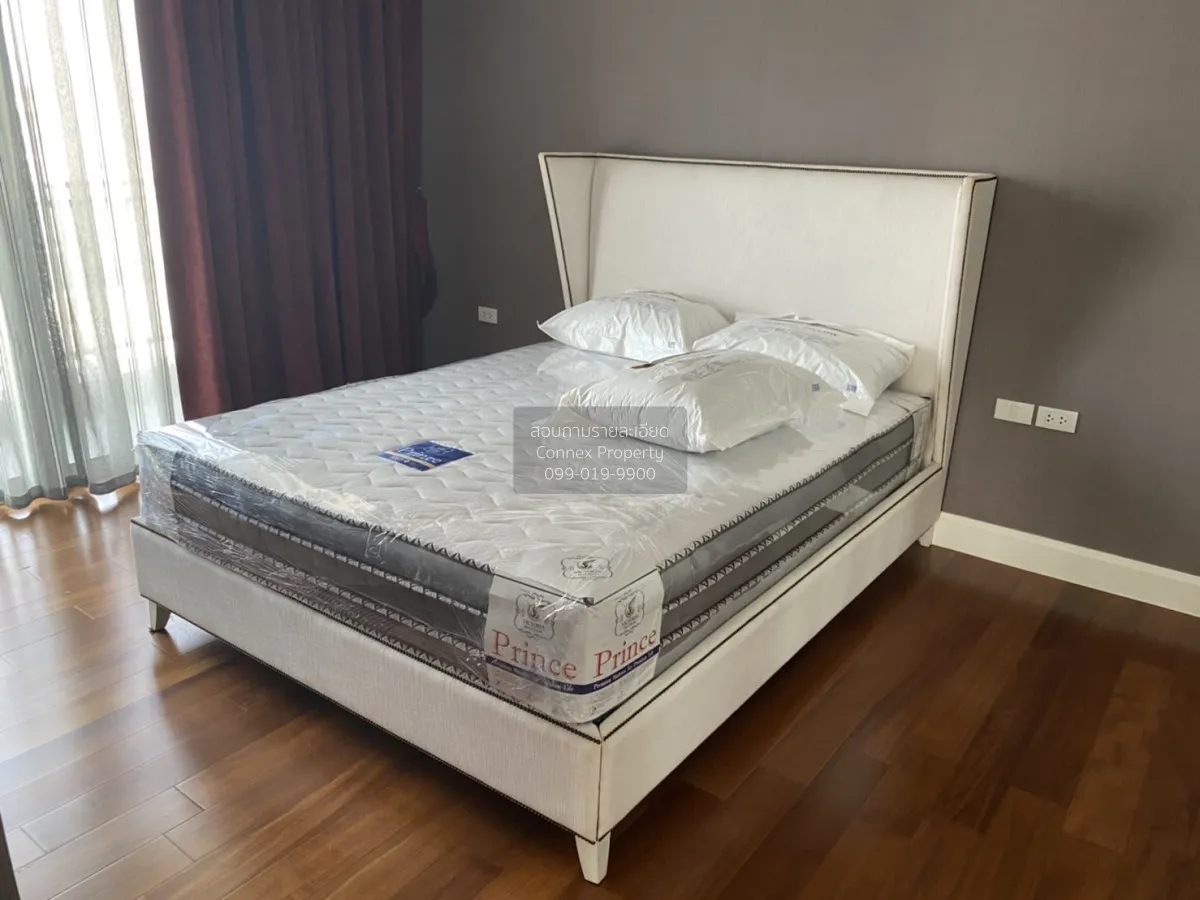 For Rent Condo , Q Langsuan , nice view , high floor , corner uni