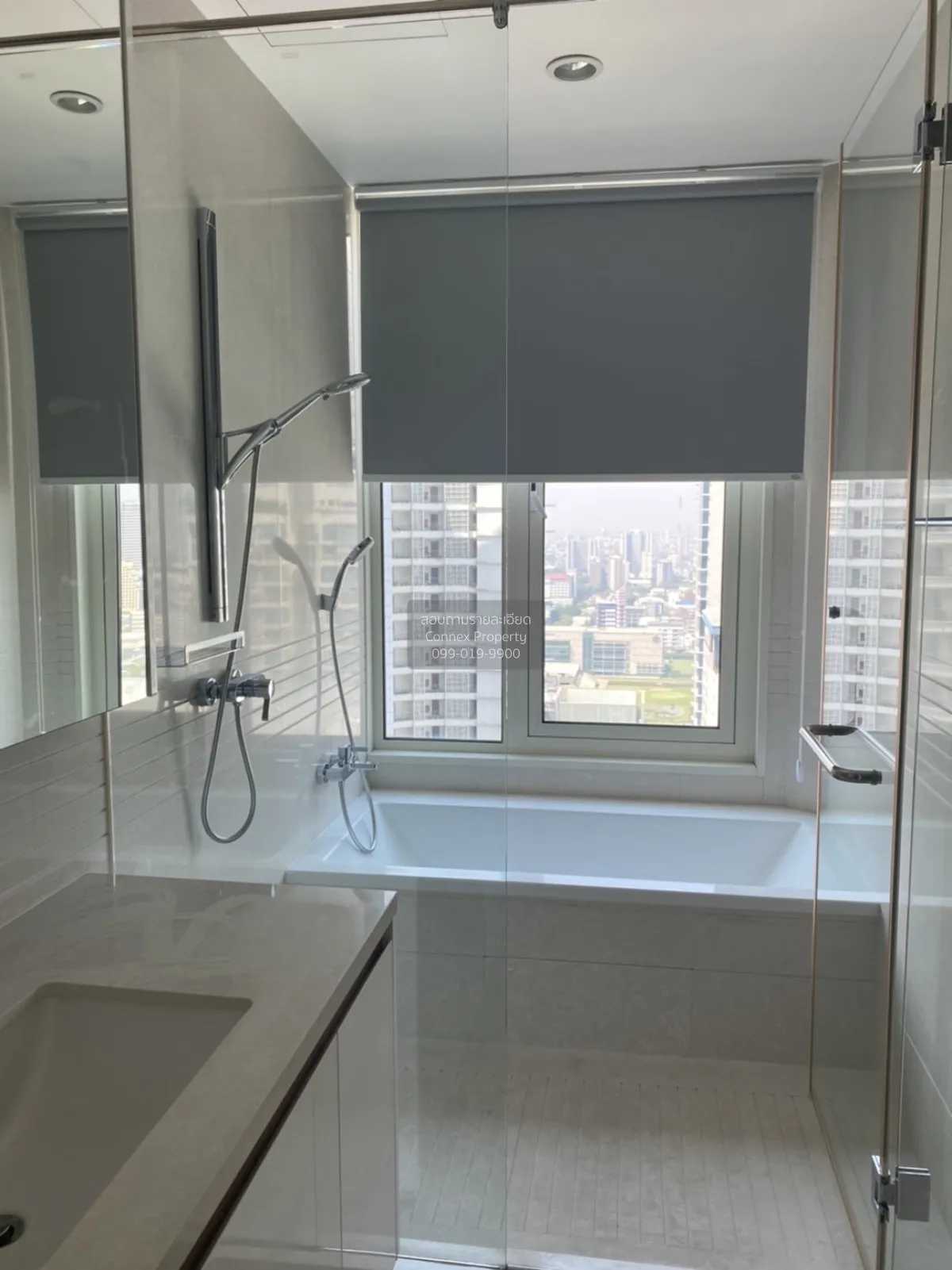 For Rent Condo , Q Langsuan , nice view , high floor , corner uni