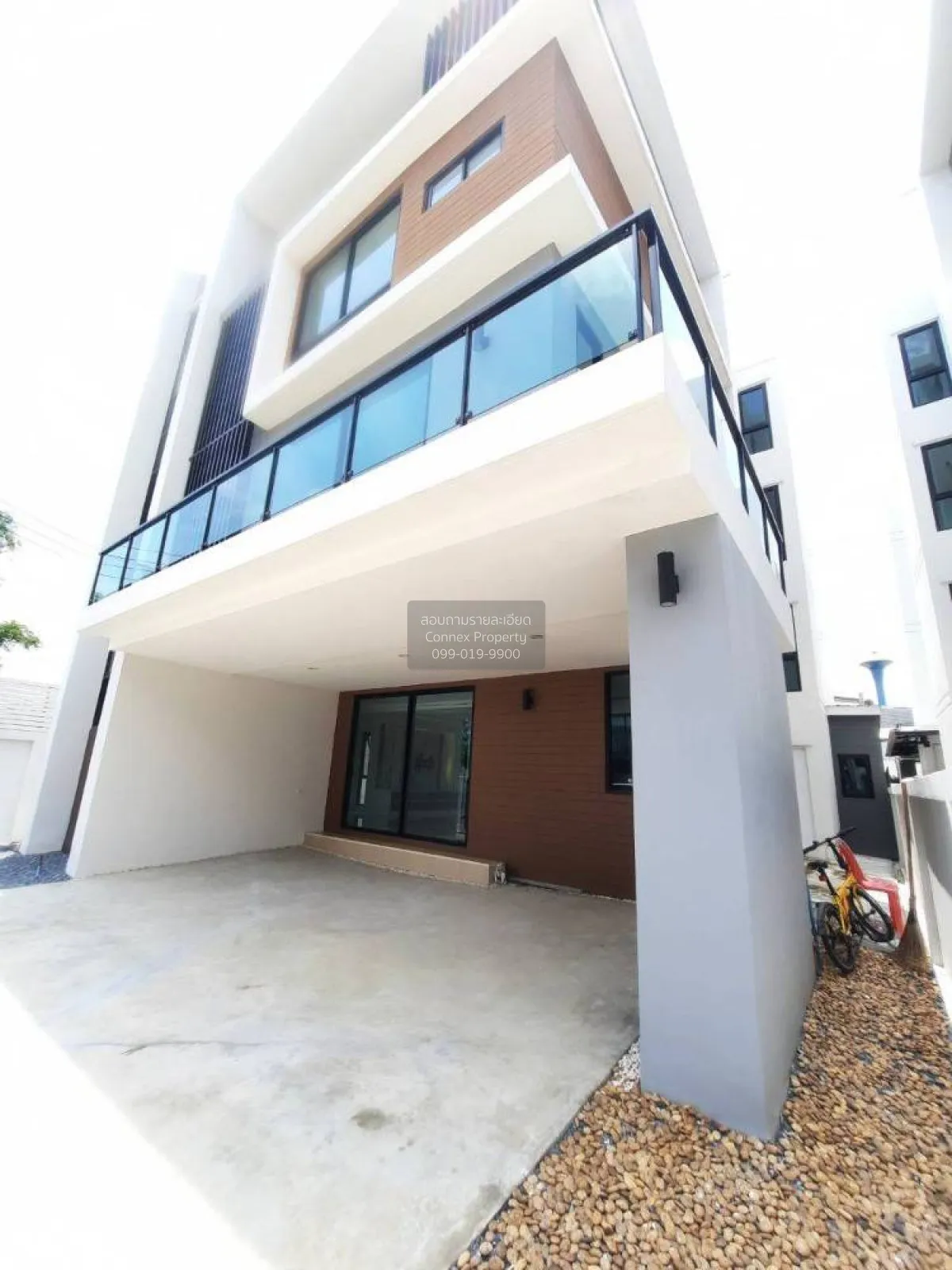 For Sale Home Office, The Best Kingkaew - Suvarnnabhumi , corner  2