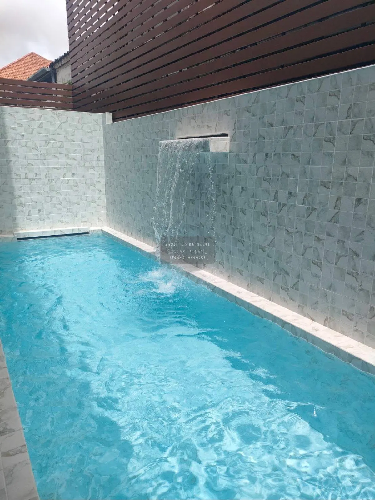For Rent Newly built semi-detached pool villa in Chalong, Phuket.