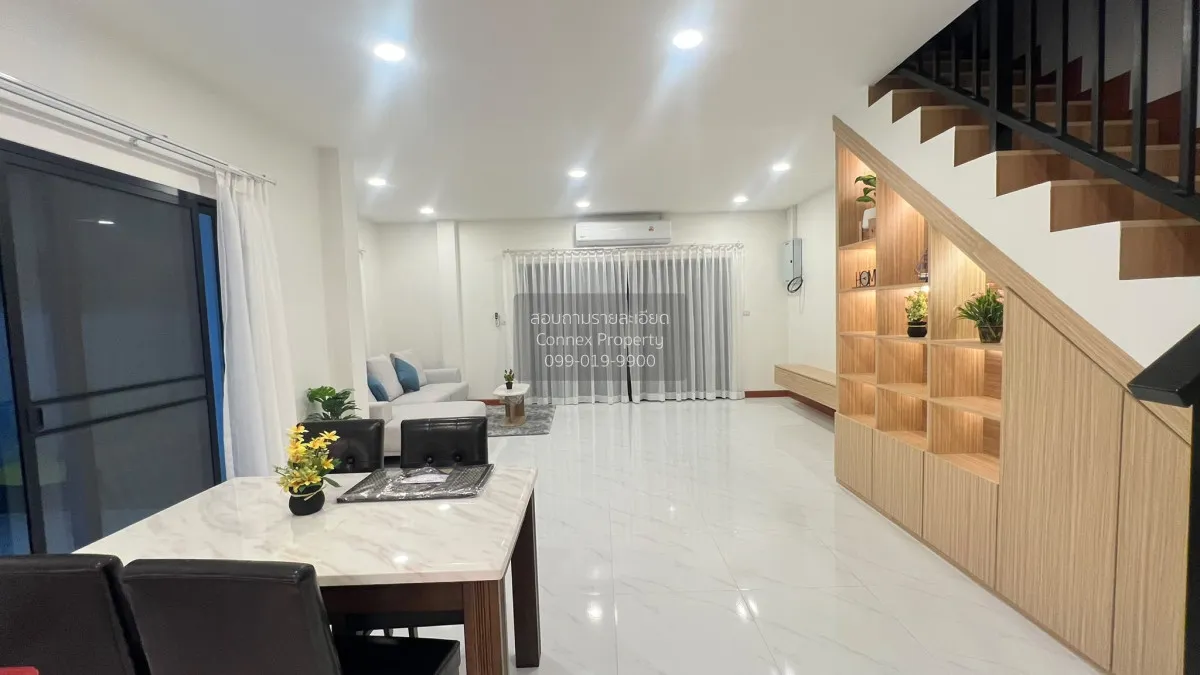 For Rent Newly built semi-detached pool villa in Chalong, Phuket.
