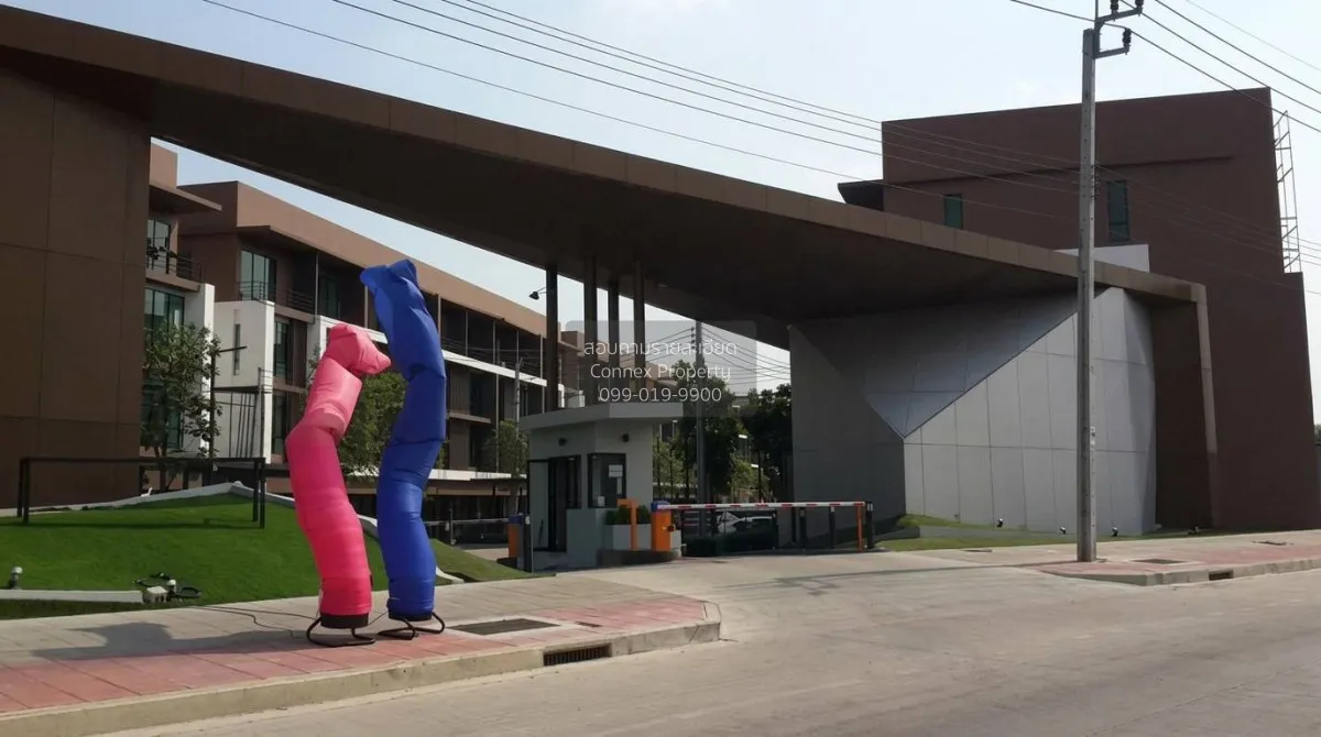 For Sale Homeoffice , BIZ Pattanakan - New Onnut , wide frontage  1