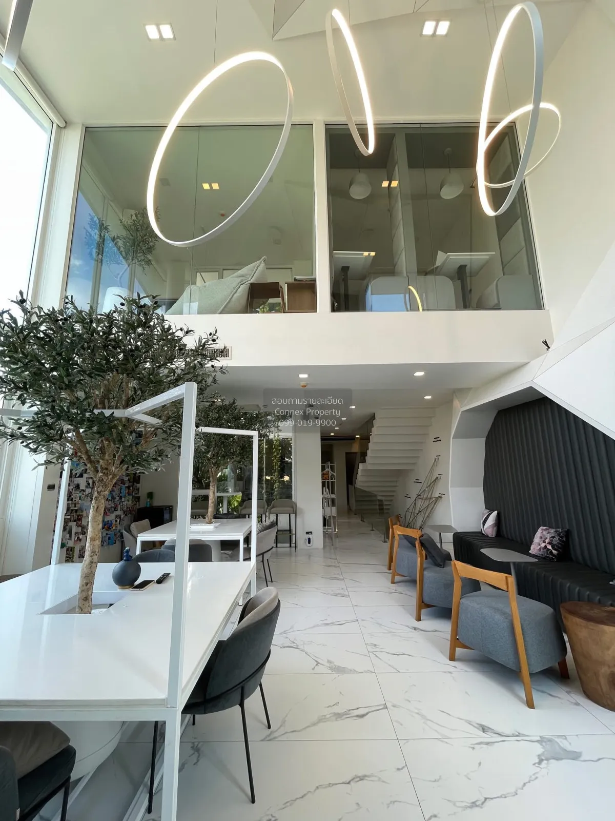 ขายHome Office 6 ชั้น ตกแต่งแล้ว เลียบด่วนเอกมัย-รามอินทรา รีโนเว