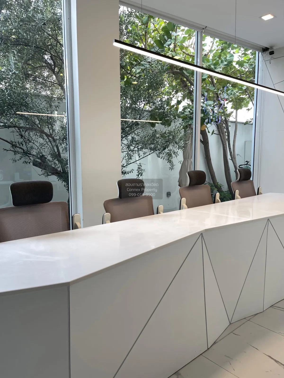 ขายHome Office 6 ชั้น ตกแต่งแล้ว เลียบด่วนเอกมัย-รามอินทรา รีโนเว