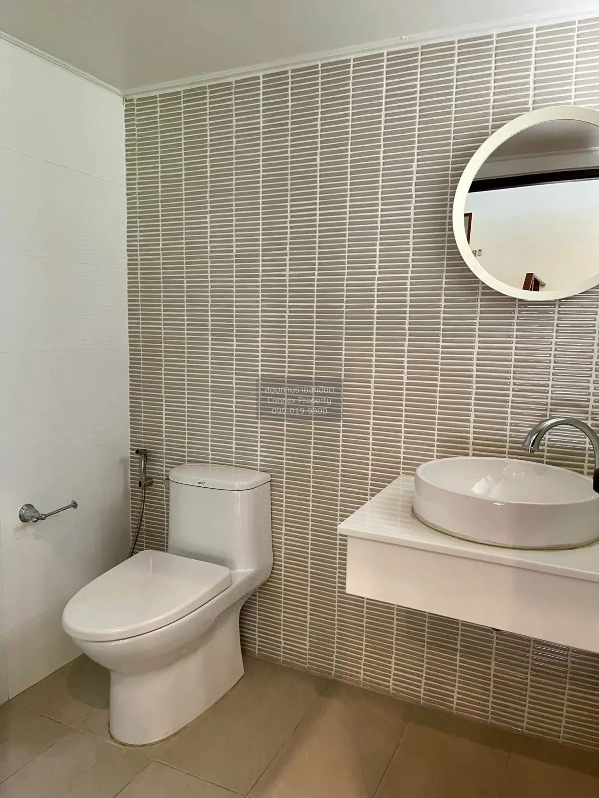 For Sale Rare Freehold property in Ruamruedee, Ploenchit , nice v