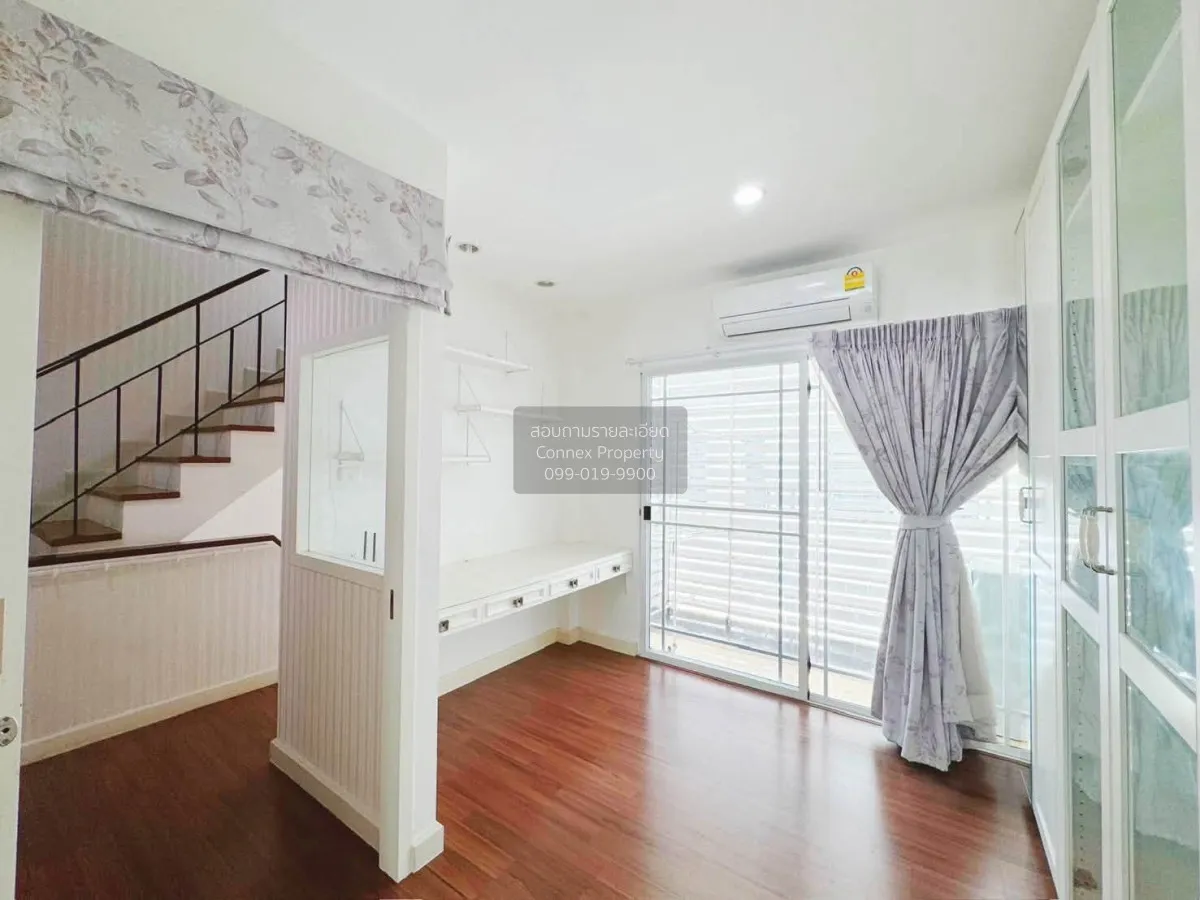 For Rent Townhouse/Townhome  , Leon Sukhumvit 62 , BTS-Bang Chak 