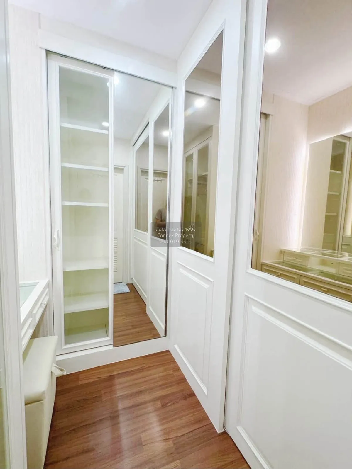 For Rent Townhouse/Townhome  , Leon Sukhumvit 62 , BTS-Bang Chak 