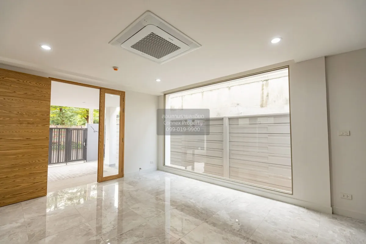 ขายบ้าน  ซิมเมททรี่ เกษตร - นวมินทร์ รีโนเวทใหม่ นวมินทร์ เขต บึง