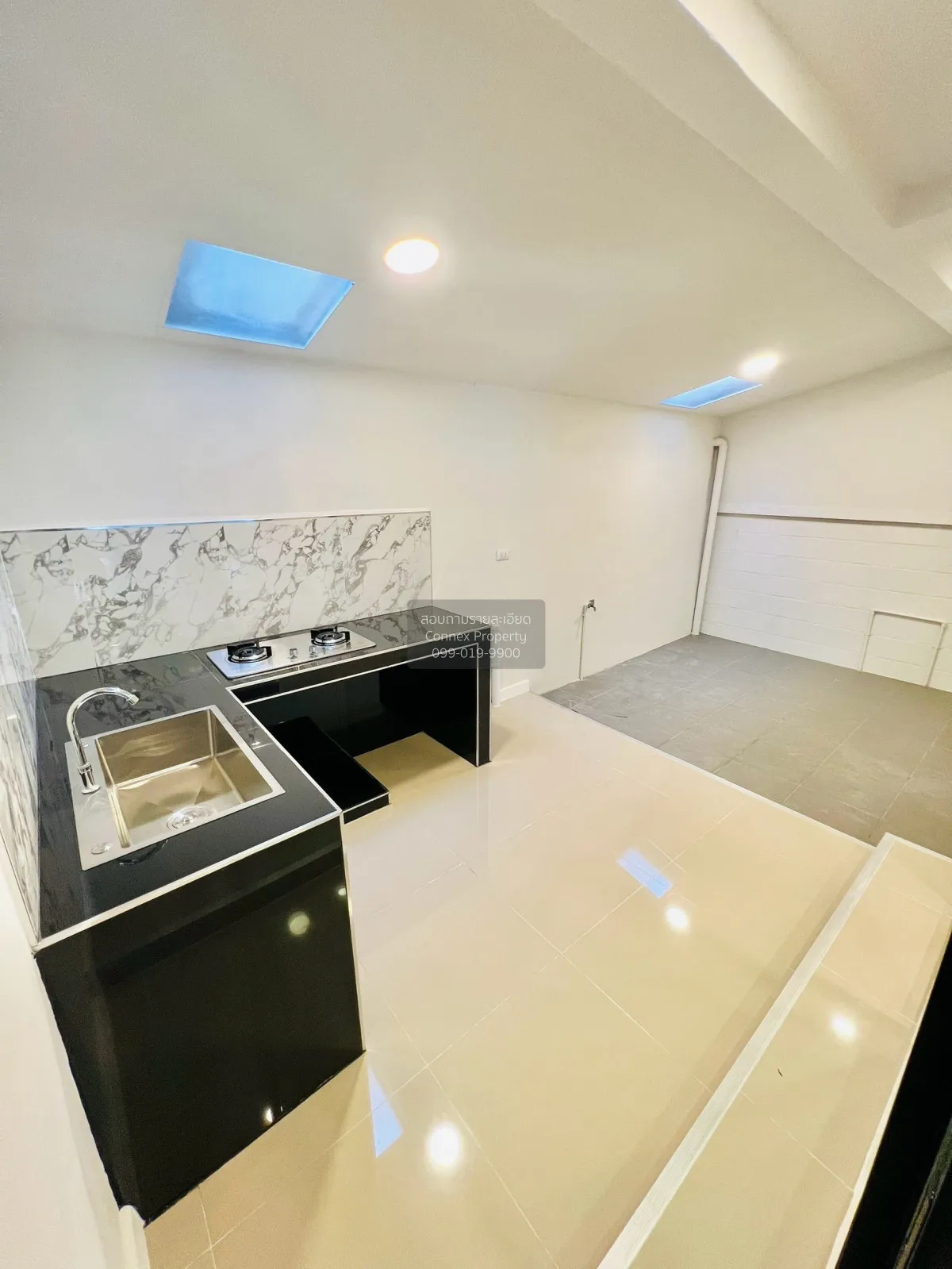 For Sale Townhouse Changwattana-pakkred22 , wide frontage , newly