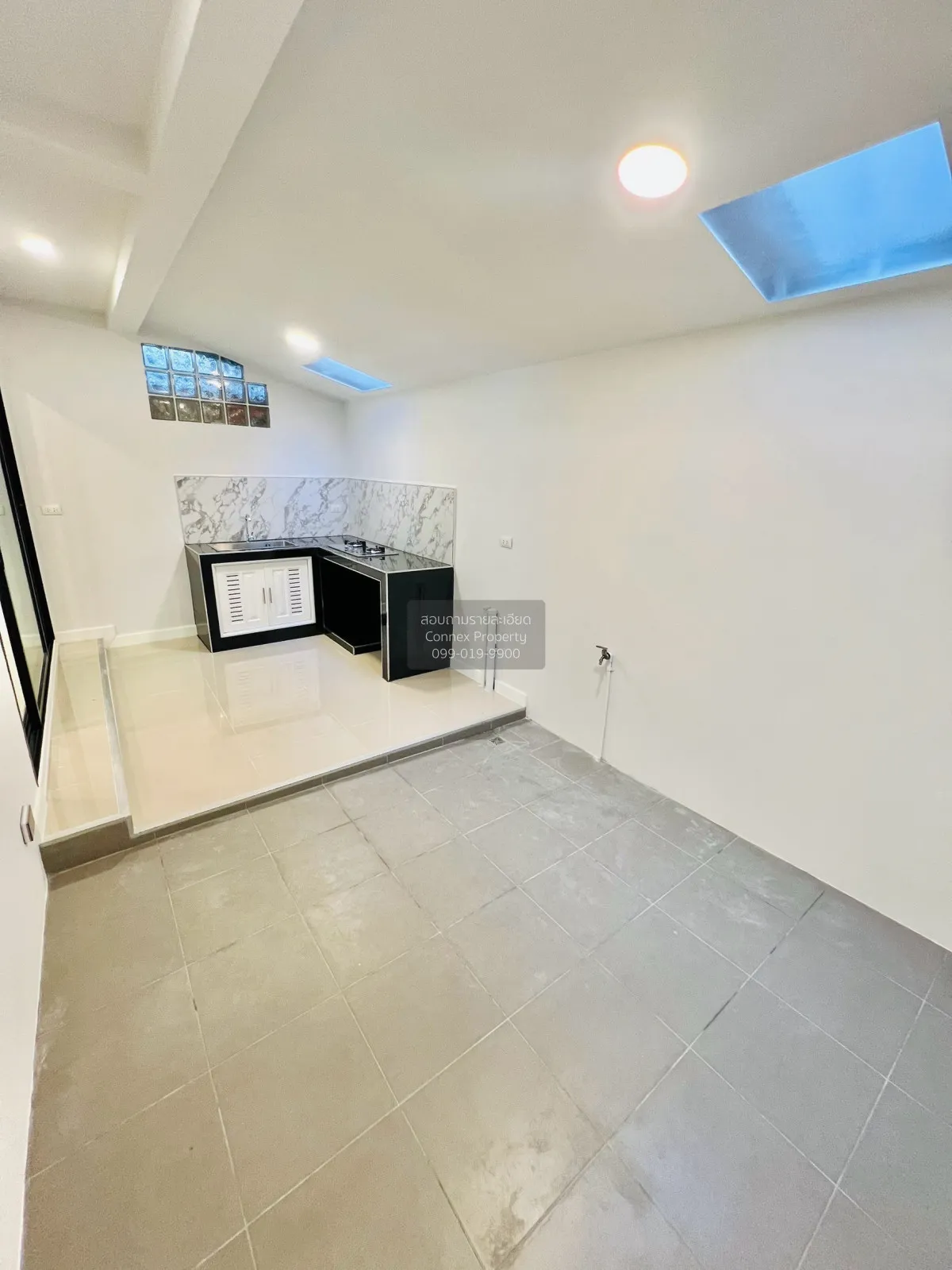 For Sale Townhouse Changwattana-pakkred22 , wide frontage , newly