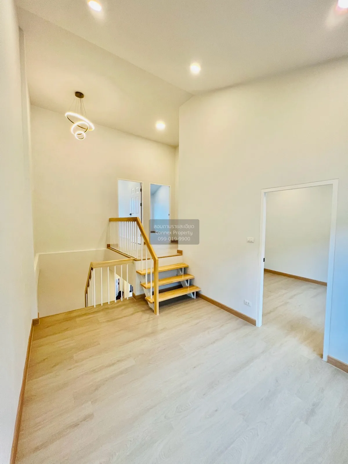 For Sale Townhouse Changwattana-pakkred22 , wide frontage , newly
