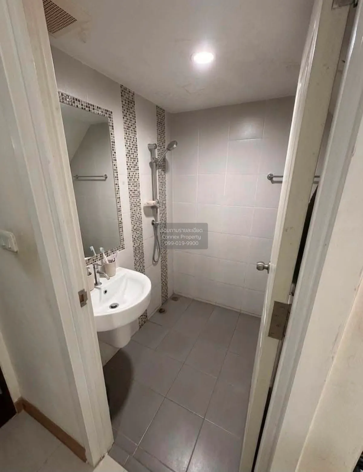For Sale Townhouse/Townhome  , The Trust Ratchaphruek-Rattanathib