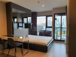 เช่าคอนโด  ริทึ่ม สุขุมวิท 36-38 BTS-ทองหล่อ พระโขนง เขต คลองเตย กรุงเทพ CX-17687