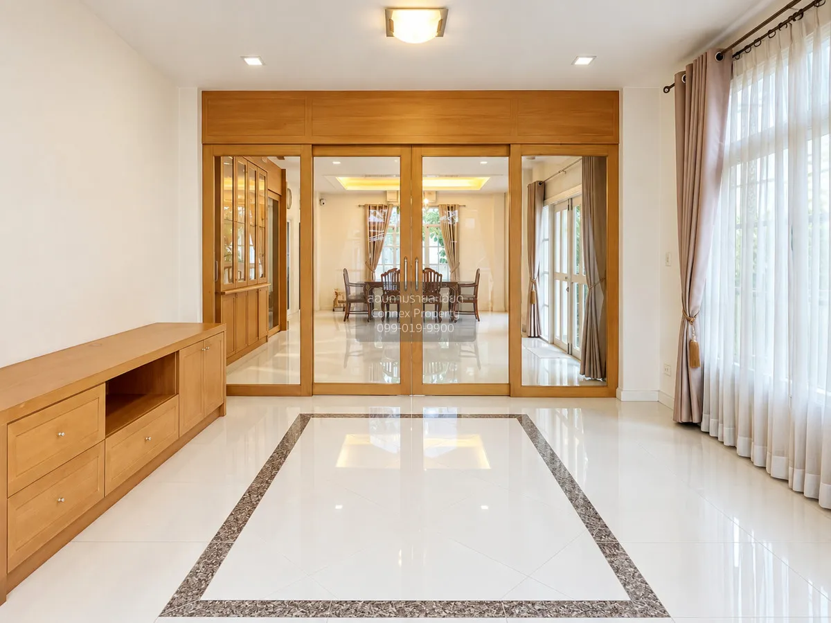 House for Sale at Perfect Place Rattanathibet – Beautiful Home in