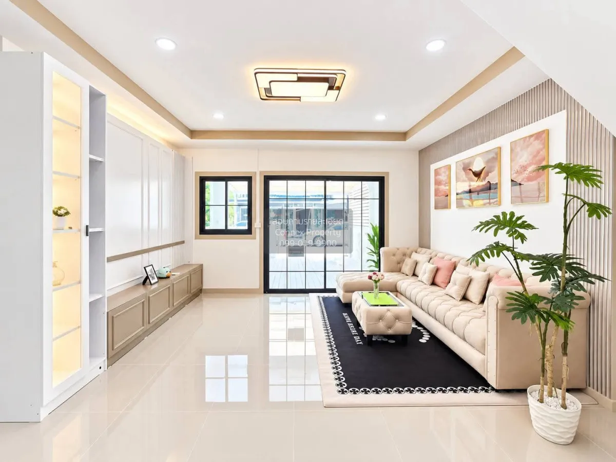 ขายทาวน์เฮ้าส์/ทาวน์โฮม  นิวเวิลด์วิลล์ ห้องมุม รีโนเวทใหม่ ละหาร