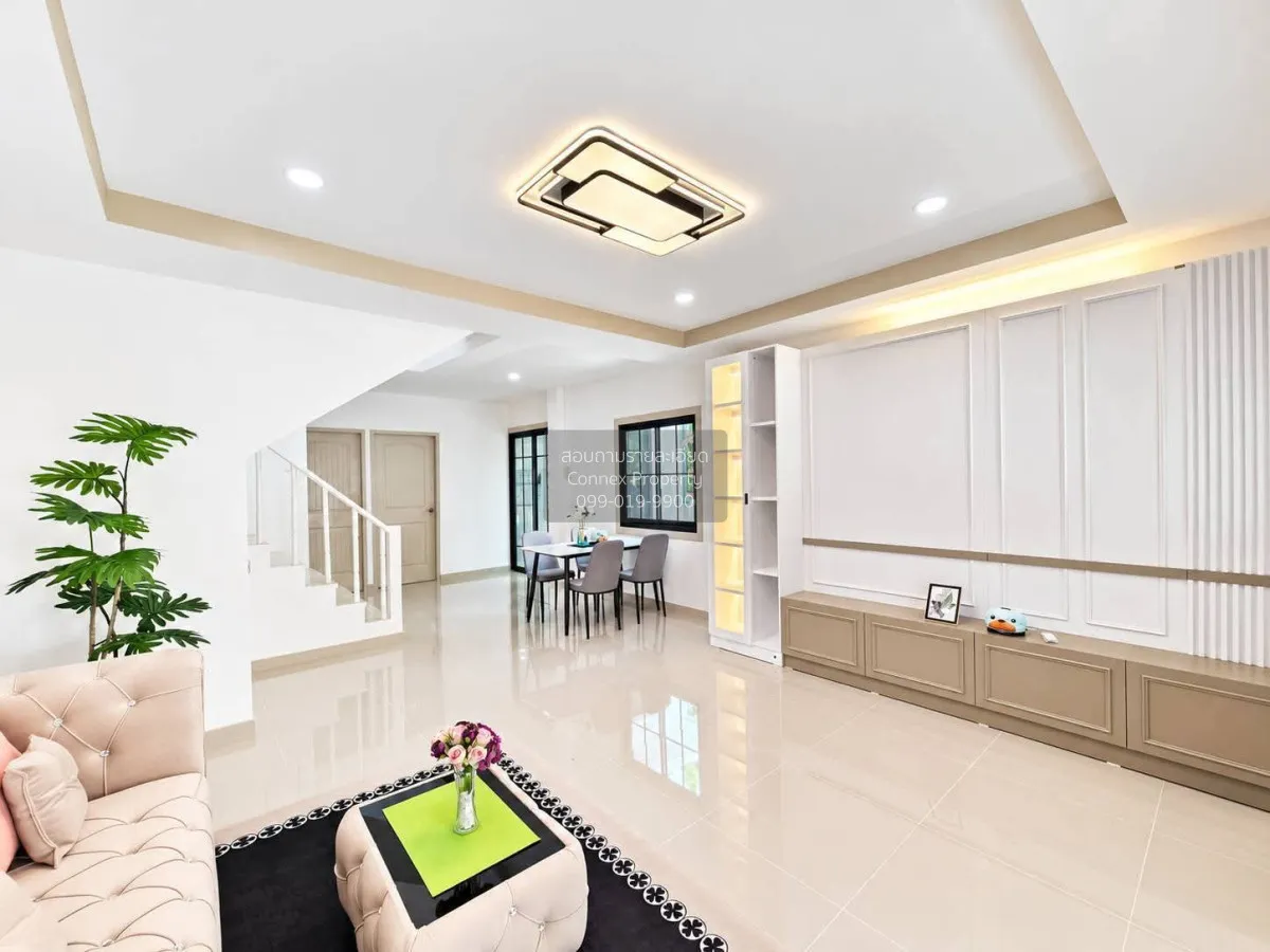ขายทาวน์เฮ้าส์/ทาวน์โฮม  นิวเวิลด์วิลล์ ห้องมุม รีโนเวทใหม่ ละหาร