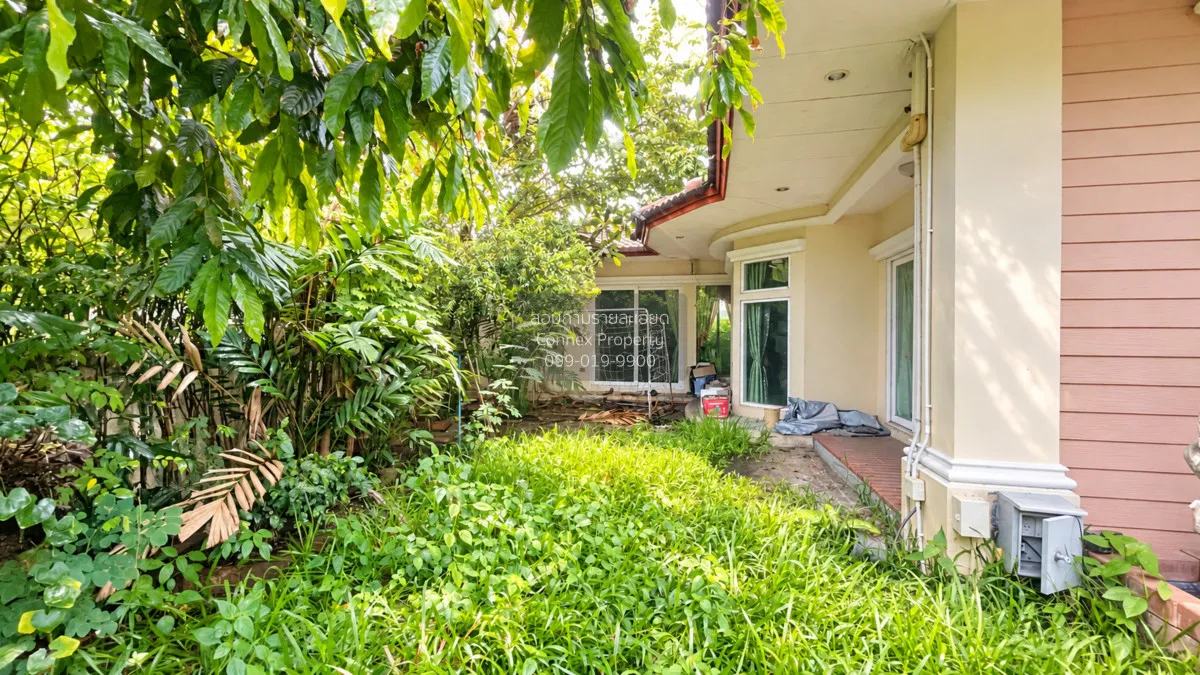 Detached House for Sale Perfect Place Rattanathibet Large Plot Ne