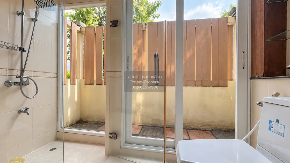 Detached House for Sale Perfect Place Rattanathibet Large Plot Ne