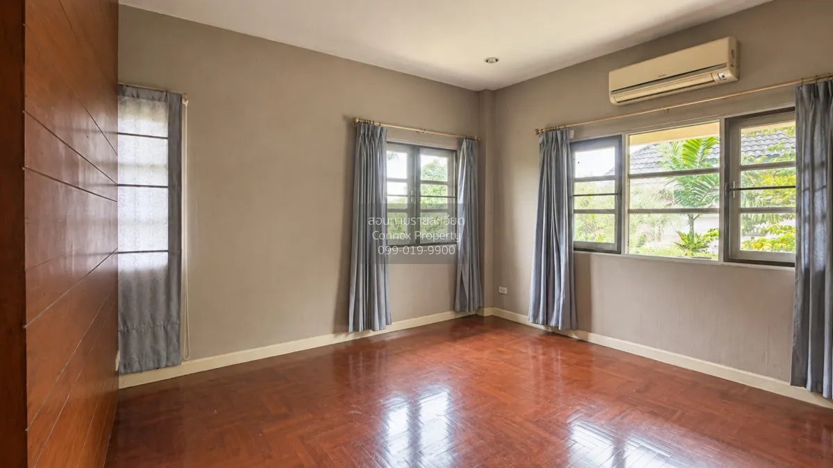 Detached House for Sale Perfect Place Rattanathibet Large Plot Ne