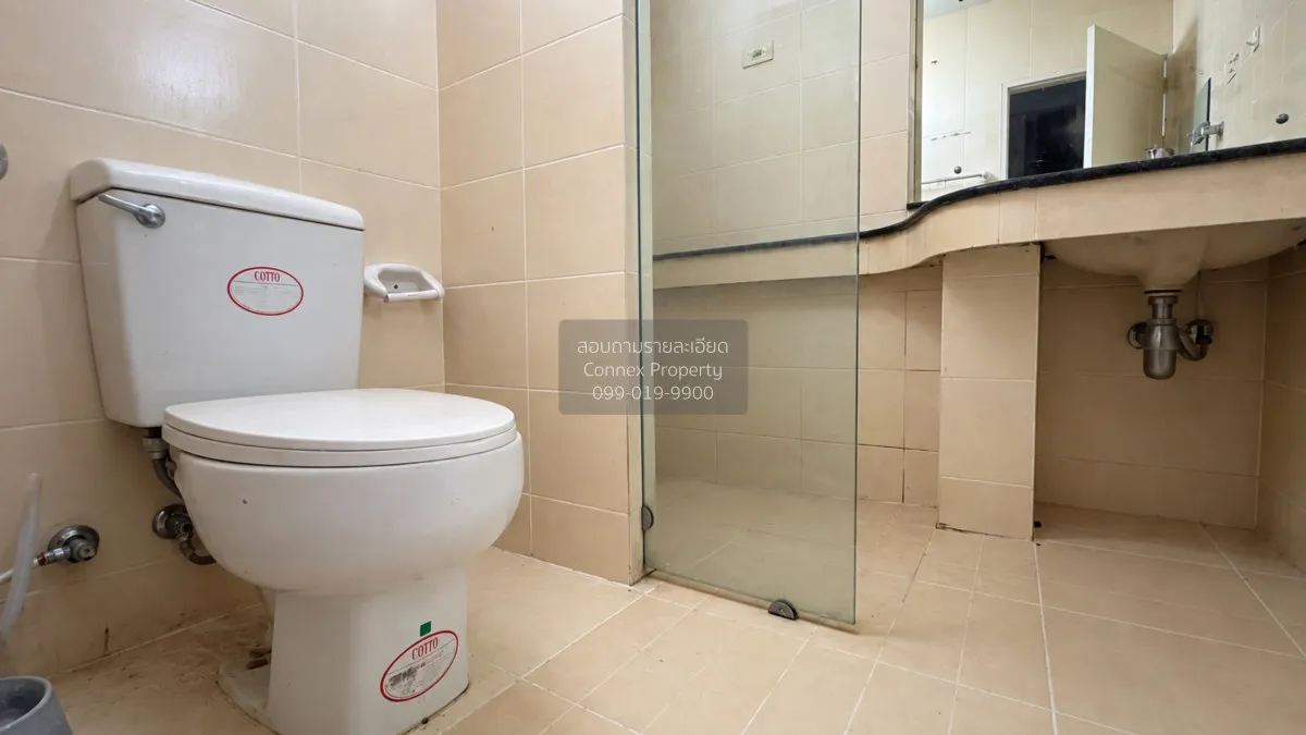 Detached House for Sale Perfect Place Rattanathibet Large Plot Ne