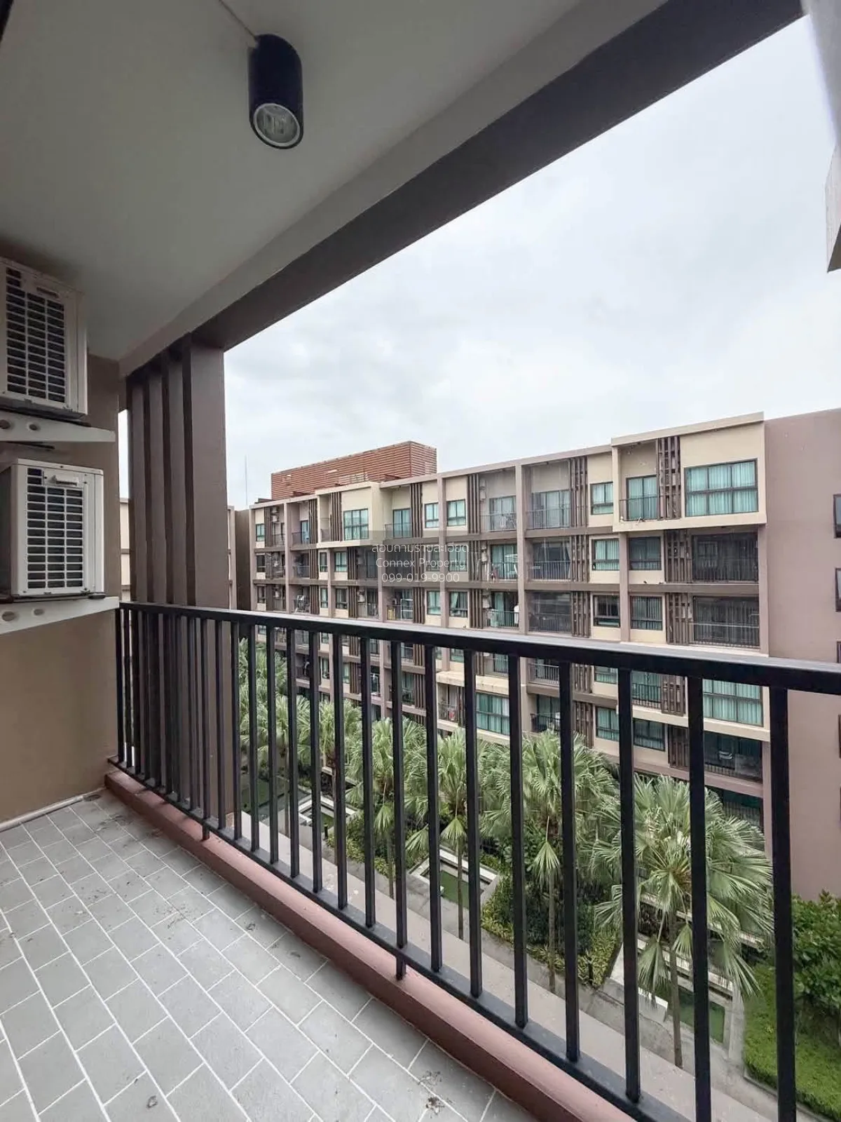For Sale Condo , Zcape 3 , high floor , wide frontage , newly ren