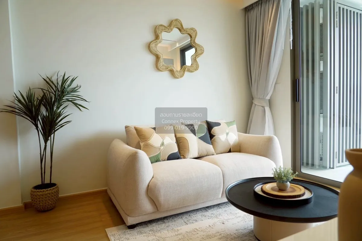 For Rent Condo , The Aqua , nice view , high floor , corner unit 