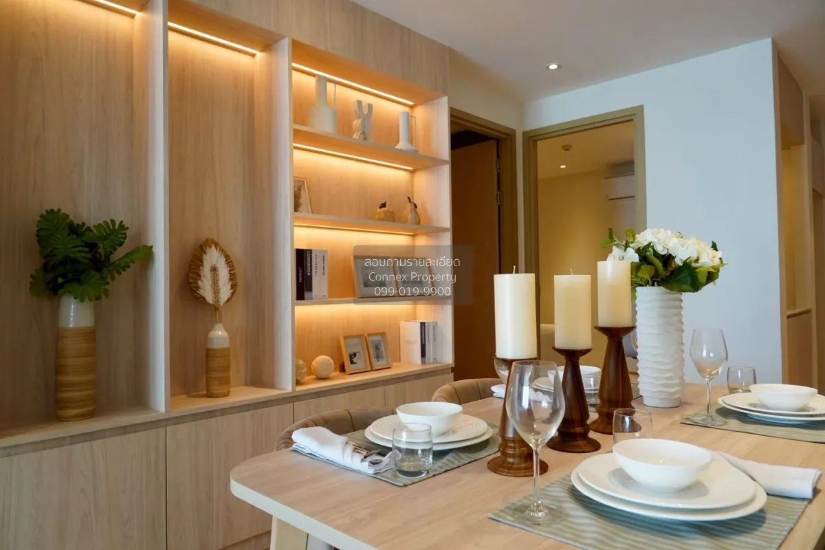 For Rent Condo , The Aqua , nice view , high floor , corner unit 