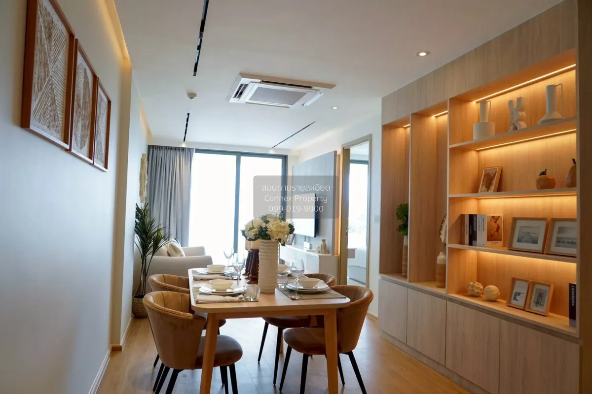 For Rent Condo , The Aqua , nice view , high floor , corner unit 