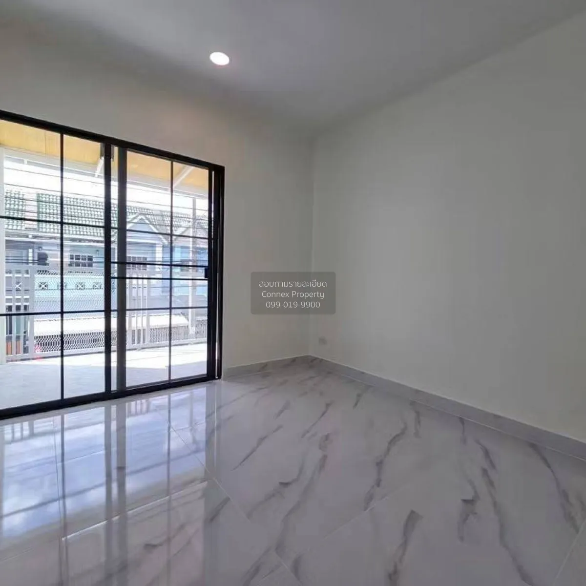 ขายทาวน์เฮ้าส์/ทาวน์โฮม  ลดาสิริ บ้านกล้วย-ไทรน้อย รีโนเวทใหม่ พิ