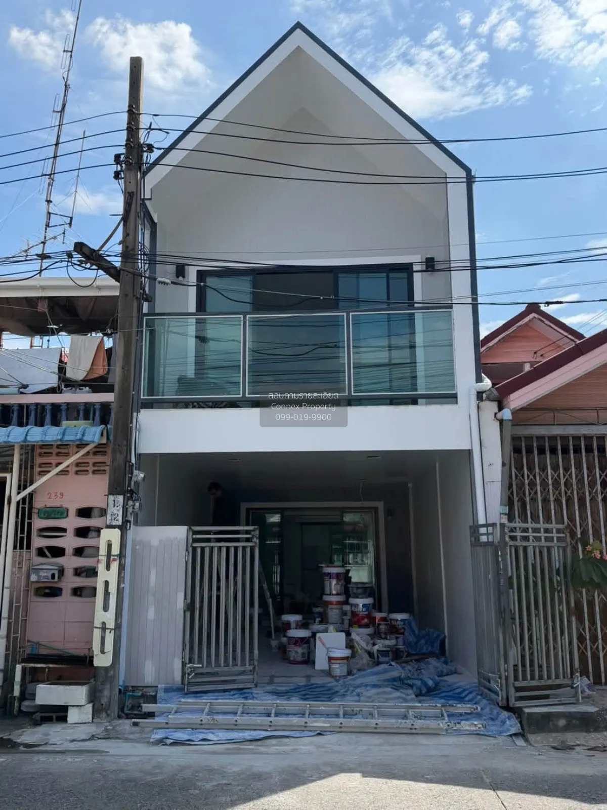 For Sale Townhouse/Townhome  , Saithongniwet , newly renovated ,  1