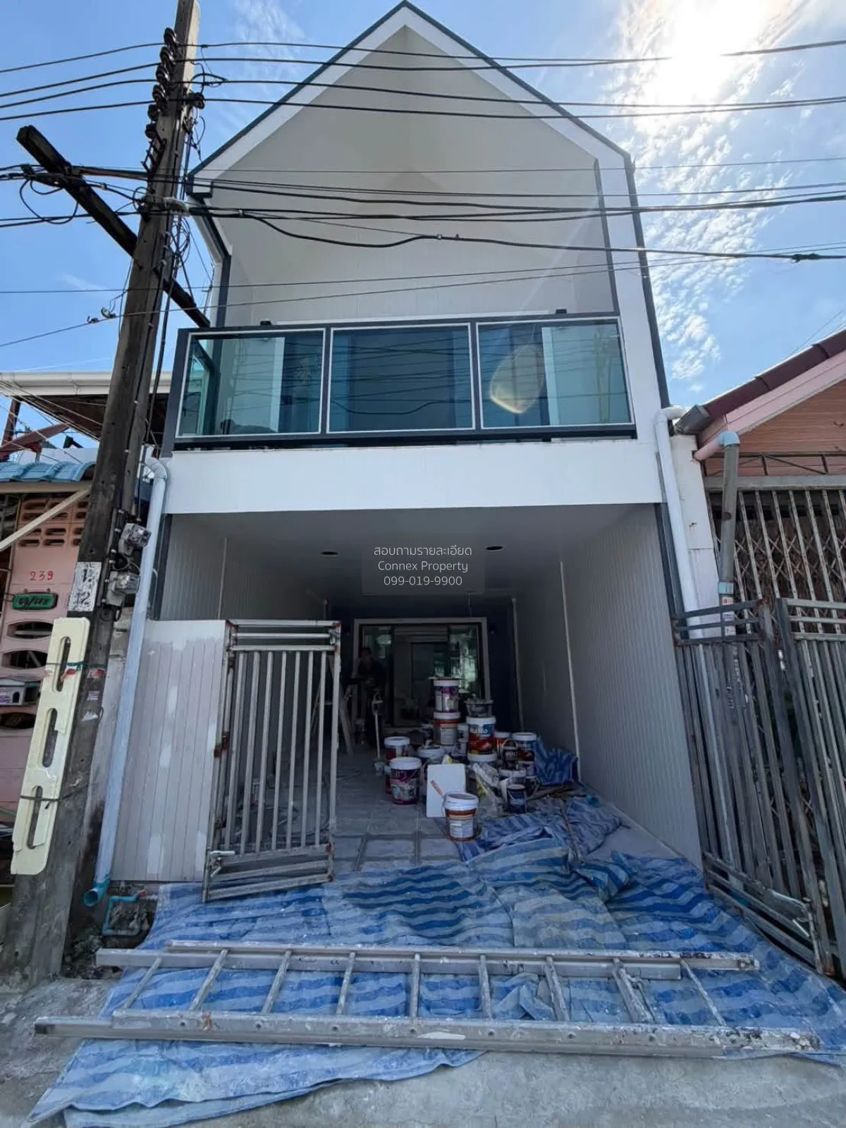 For Sale Townhouse/Townhome  , Saithongniwet , newly renovated ,  2