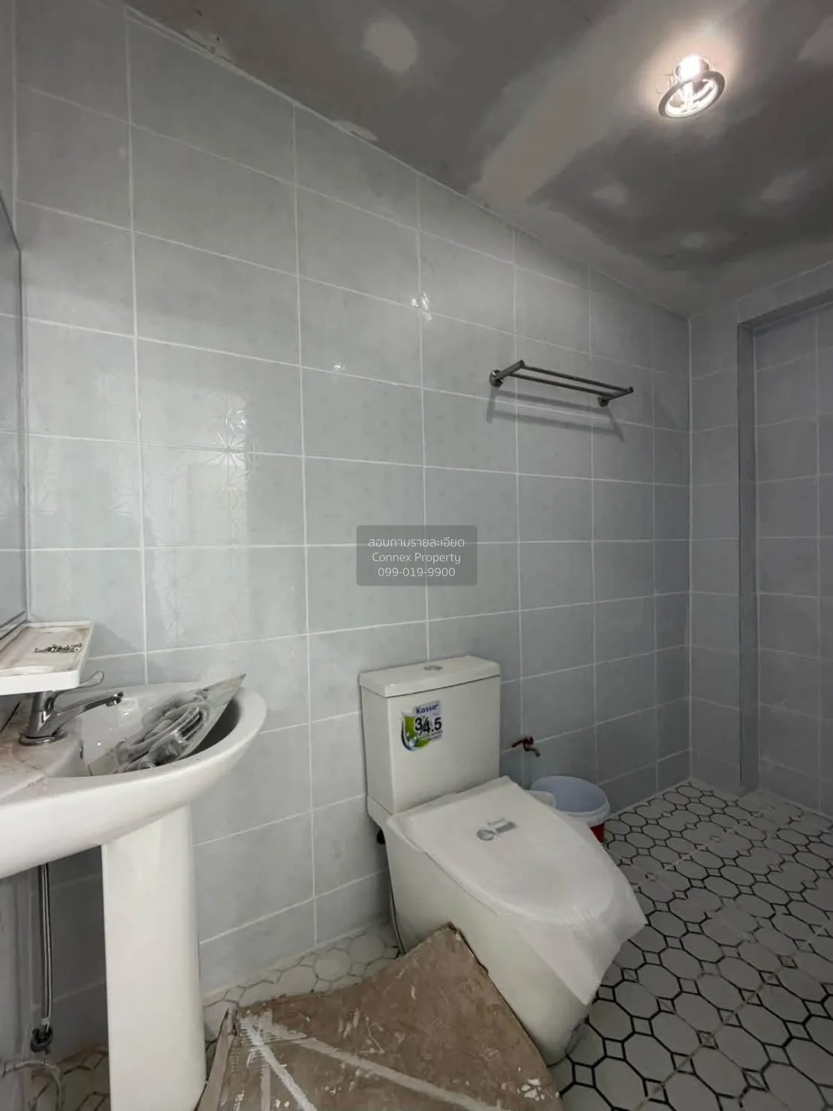 For Sale Townhouse/Townhome  , Saithongniwet , newly renovated , 