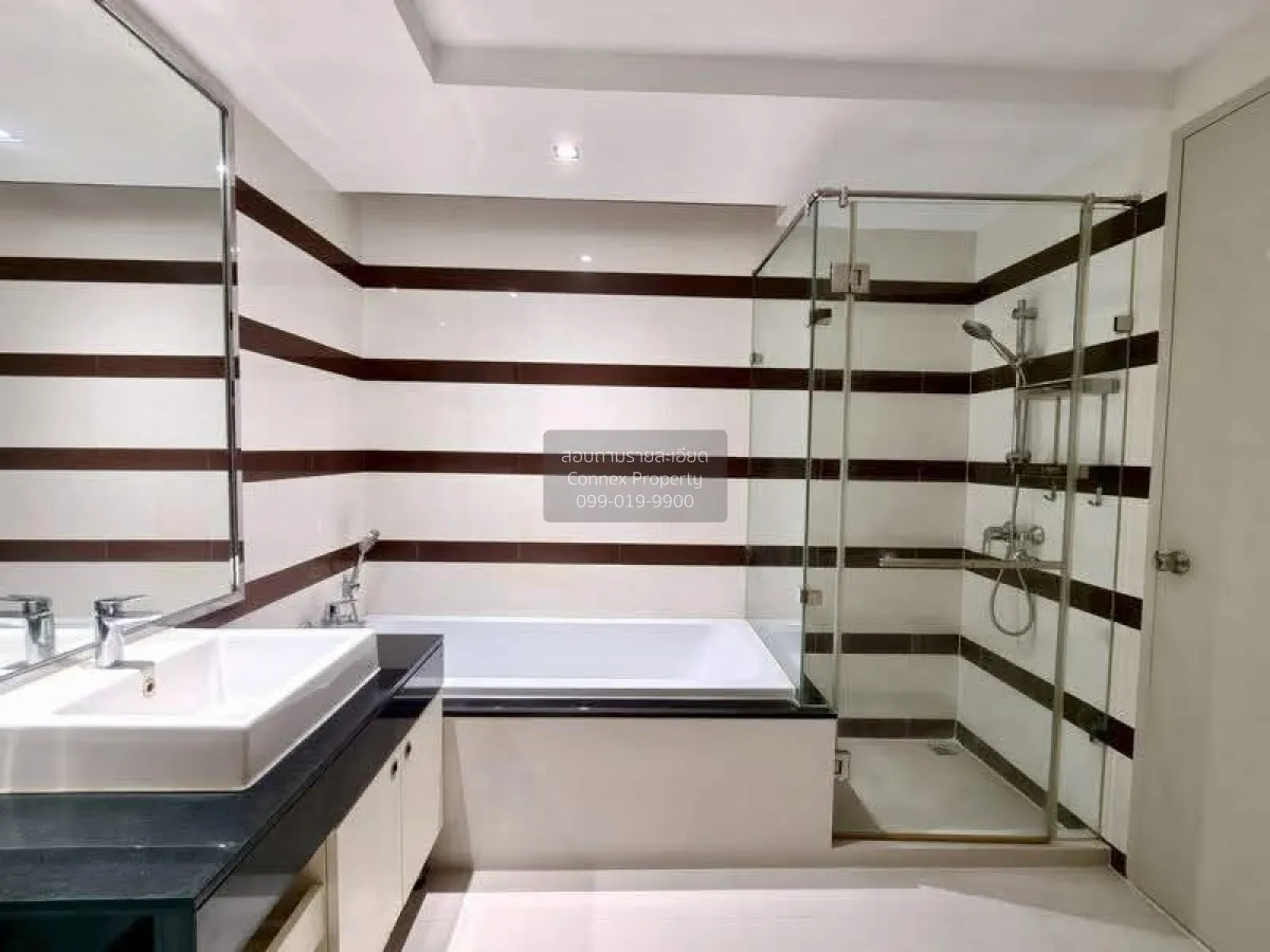 For Sale Condo , Beverly 33 , corner unit , BTS-Phrom Phong , Khl