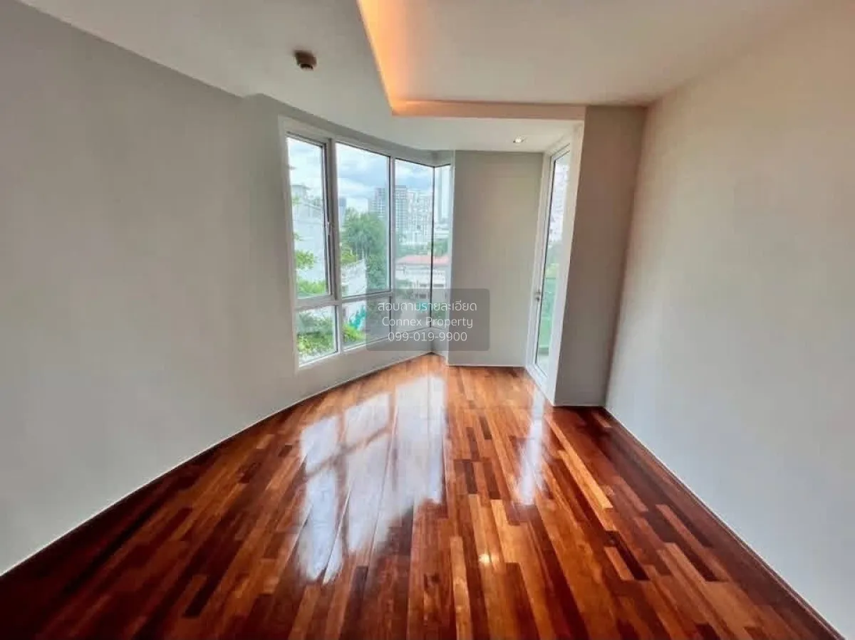For Sale Condo , Beverly 33 , corner unit , BTS-Phrom Phong , Khl