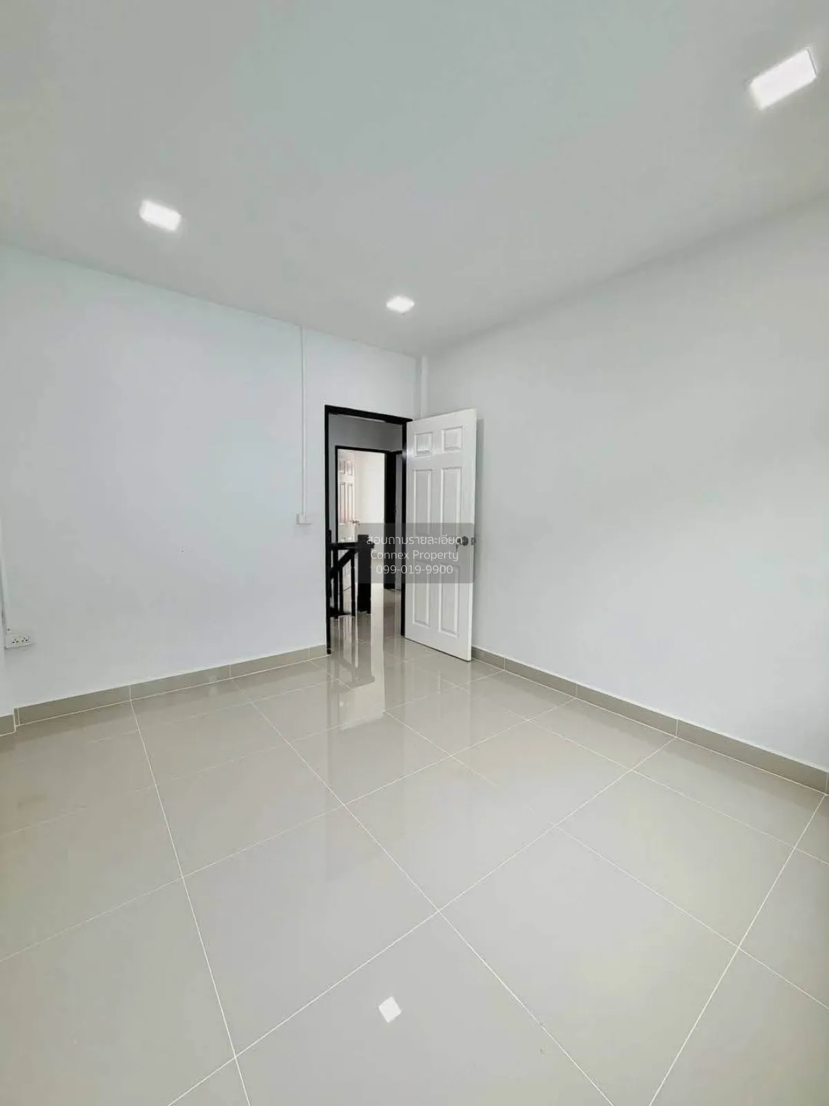 ขายทาวน์เฮ้าส์/ทาวน์โฮม  บ้านลภาวัน 1 รีโนเวทใหม่ บางรักพัฒนา บาง