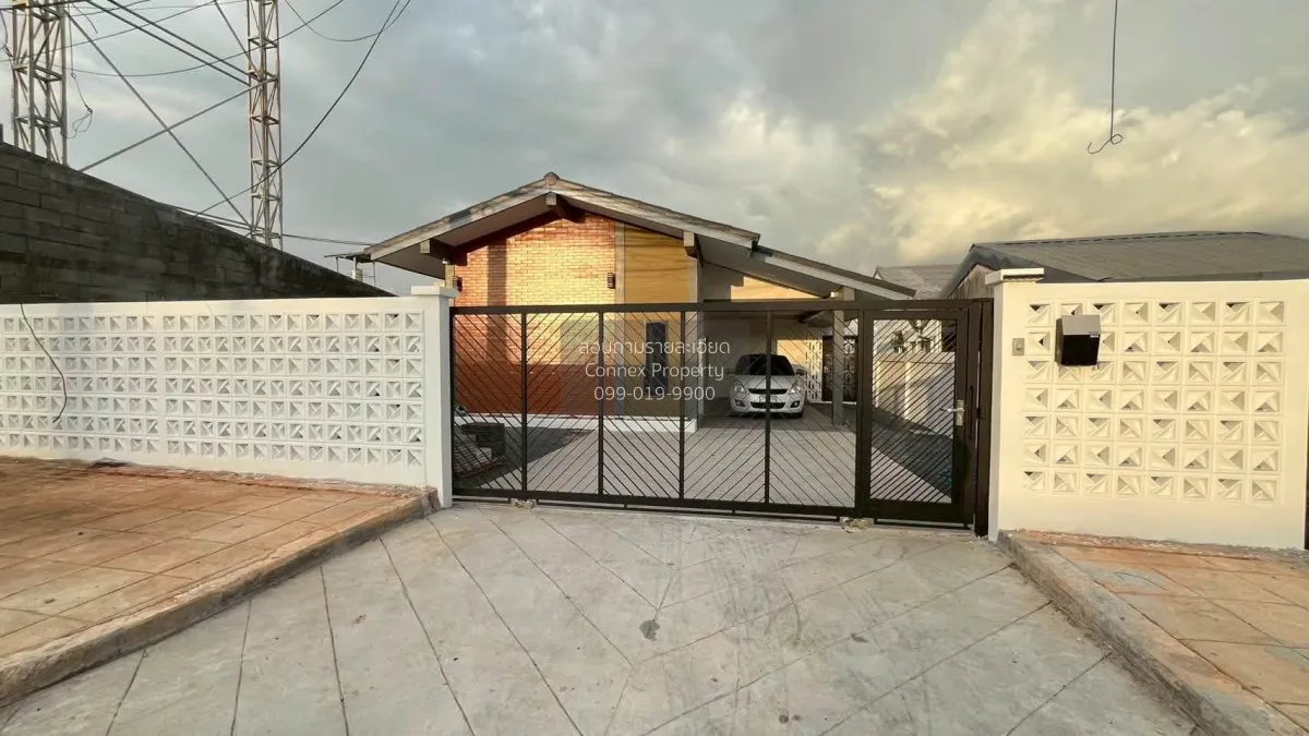 For Rent Pet Friendly Single House near airport  , Thep Krasattri 1