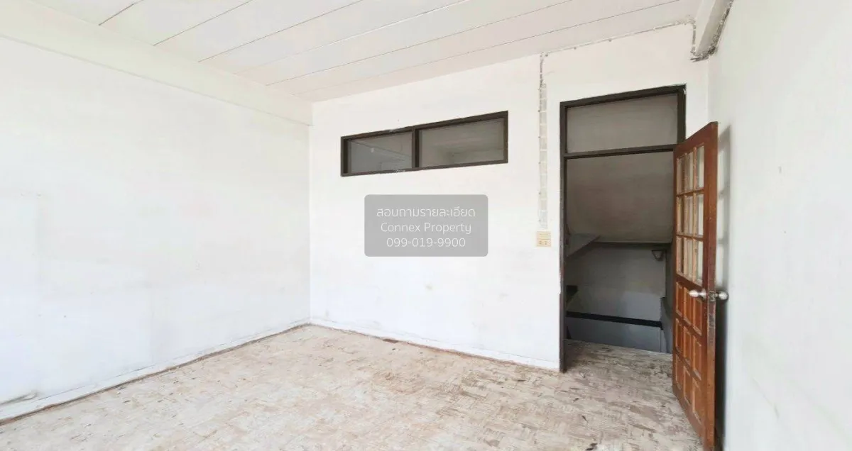 For Sale 3-story, 2-unit home office next to Grand Canal Village.