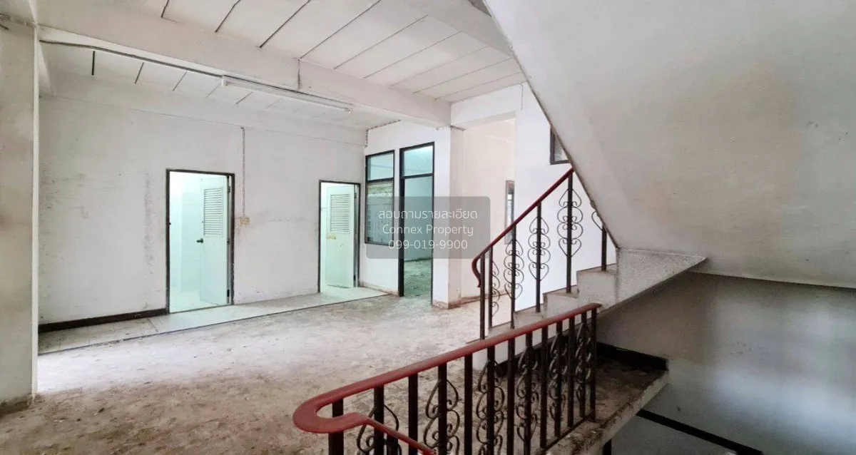 For Sale 3-story, 2-unit home office next to Grand Canal Village.